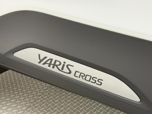 ヤリスクロス ＧＲスポーツ　【内装ブラック＆ツートン】　８インチコネクテットナビ　パノラミックビューモニター　ブラインドスポットモニター　ステアリングヒーター＆シートヒーター　ハンズフリーパワーバックドア　ＧＲ純正１８インチＡＷ（24枚目）