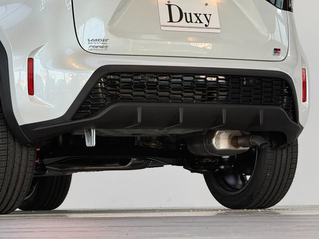 ヤリスクロス ＧＲスポーツ　【内装ブラック＆ツートン】　８インチコネクテットナビ　パノラミックビューモニター　ブラインドスポットモニター　ステアリングヒーター＆シートヒーター　ハンズフリーパワーバックドア　ＧＲ純正１８インチＡＷ（30枚目）