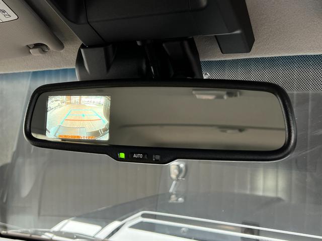 �o�b�N�J���������~���[