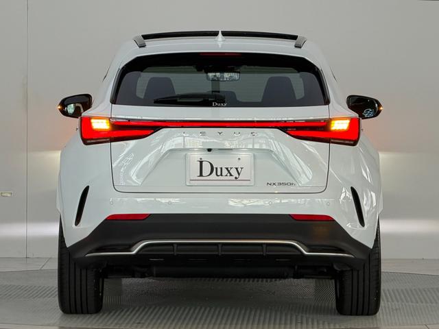 ＮＸ ＮＸ３５０ｈ　Ｆスポーツ　【内装レッド＆ハイブリッド車】　　１４型コネクトナビ　パノラマルーフ　デジタルインナーミラー　オレンジキャリパー　パノラミックビューモニター　ブラインドスポットモニター　パワーバックドア　純正２０ＡＷ（15枚目）