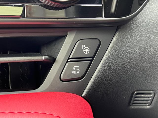 ＮＸ ＮＸ３５０ｈ　Ｆスポーツ　【内装レッド＆ハイブリッド車】　　１４型コネクトナビ　パノラマルーフ　デジタルインナーミラー　オレンジキャリパー　パノラミックビューモニター　ブラインドスポットモニター　パワーバックドア　純正２０ＡＷ（70枚目）