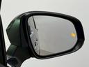 ブラインドスポットモニターで車線変更時に車両接近をお知らせ致します。