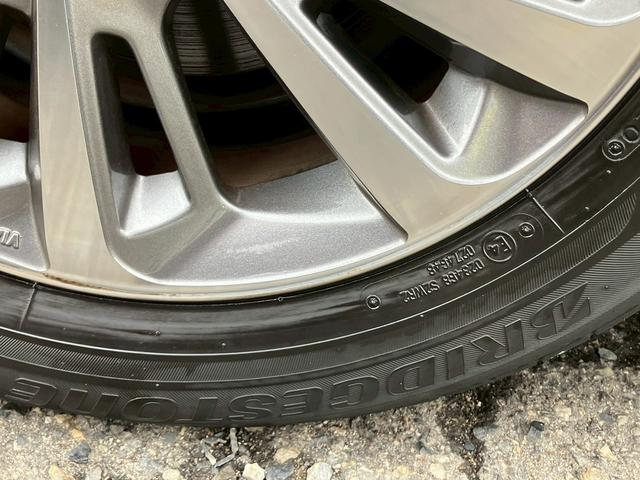 プリウスPHV A 鑑定書付き 禁煙 純正9インチナビ アラウンドビューモニター 急速充電 モデリスタフルエアロ・アルミホイールレーダークルーズコントロール ブラインドスポットモニター LEDヘッドライト シートヒーター(30枚目)