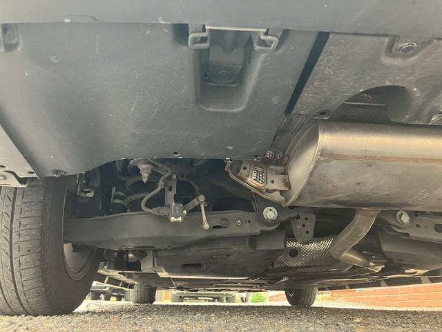 プリウスPHV A 鑑定書付き 禁煙 純正9インチナビ アラウンドビューモニター 急速充電 モデリスタフルエアロ・アルミホイールレーダークルーズコントロール ブラインドスポットモニター LEDヘッドライト シートヒーター(32枚目)