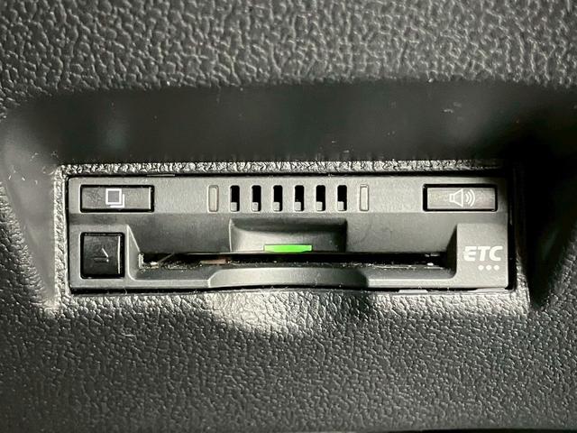 プリウスPHV A 鑑定書付き 禁煙 純正9インチナビ アラウンドビューモニター 急速充電 モデリスタフルエアロ・アルミホイールレーダークルーズコントロール ブラインドスポットモニター LEDヘッドライト シートヒーター(63枚目)