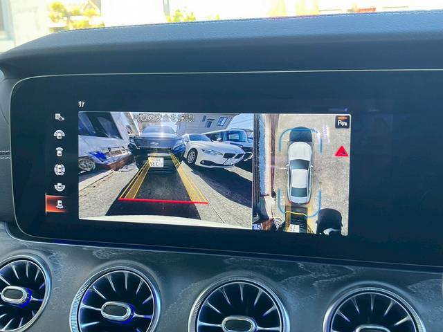 �y�o�b�N���j�^�[�z�𑕔����Ă���܂��B���A�J�����̉f�����J���[�ŉf���o����܂��̂œ��X�̒��Ԃ����S���S�ł��B