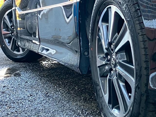 ヴォクシー ＺＳ　煌　禁煙　アルパイン９型ナビ　１０．１型フリップダウンモニター　両側電動スライド　トヨタセーフティーセンス　クルーズコントロール　ＥＴＣ　ドラレコ　純正フロアマット　Ｗエアコン　フルセグＴＶ　バックカメラ（28枚目）