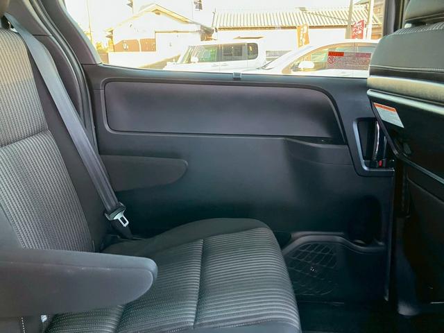 ヴォクシー ＺＳ　煌　禁煙　アルパイン９型ナビ　１０．１型フリップダウンモニター　両側電動スライド　トヨタセーフティーセンス　クルーズコントロール　ＥＴＣ　ドラレコ　純正フロアマット　Ｗエアコン　フルセグＴＶ　バックカメラ（37枚目）