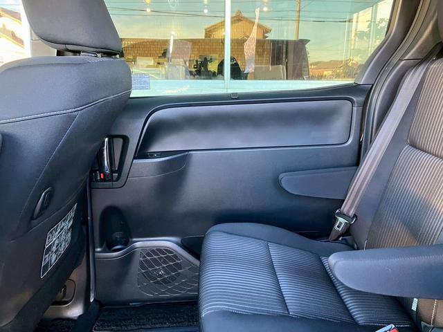 ヴォクシー ＺＳ　煌　禁煙　アルパイン９型ナビ　１０．１型フリップダウンモニター　両側電動スライド　トヨタセーフティーセンス　クルーズコントロール　ＥＴＣ　ドラレコ　純正フロアマット　Ｗエアコン　フルセグＴＶ　バックカメラ（38枚目）