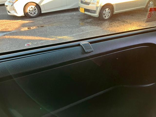 ヴォクシー ＺＳ　煌　禁煙　アルパイン９型ナビ　１０．１型フリップダウンモニター　両側電動スライド　トヨタセーフティーセンス　クルーズコントロール　ＥＴＣ　ドラレコ　純正フロアマット　Ｗエアコン　フルセグＴＶ　バックカメラ（43枚目）