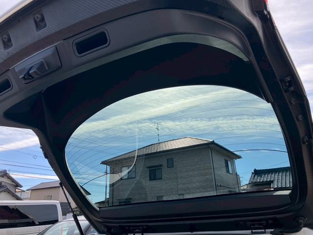 プリウスＰＨＶ Ａ　禁煙　１１．６インチ純正ナビ　バックカメラ　シートヒーター　ステアリングヒーター　レーダークルーズコントロール　ＡＣ１００Ｖ電源　ブラインドスポットモニター　障害物センサー　ＥＴＣ２．０　ドラレコ（41枚目）