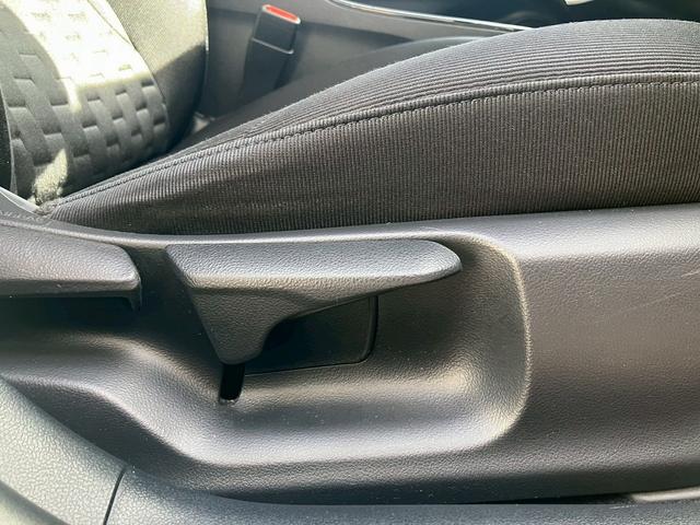 プリウスＰＨＶ Ａ　禁煙　１１．６インチ純正ナビ　バックカメラ　シートヒーター　ステアリングヒーター　レーダークルーズコントロール　ＡＣ１００Ｖ電源　ブラインドスポットモニター　障害物センサー　ＥＴＣ２．０　ドラレコ（60枚目）