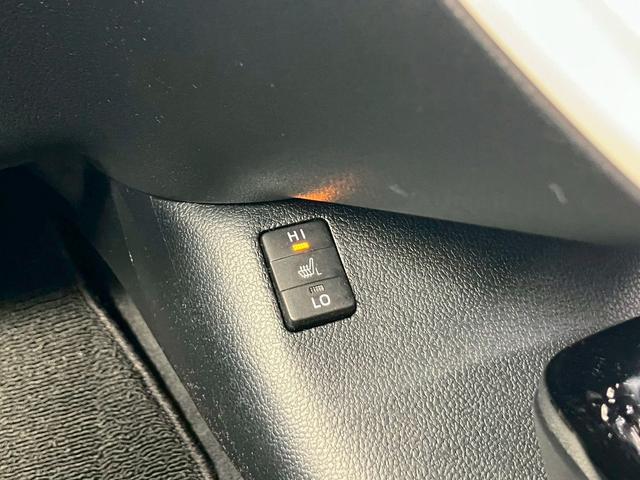 プリウスＰＨＶ Ａ　禁煙　１１．６インチ純正ナビ　バックカメラ　シートヒーター　ステアリングヒーター　レーダークルーズコントロール　ＡＣ１００Ｖ電源　ブラインドスポットモニター　障害物センサー　ＥＴＣ２．０　ドラレコ（74枚目）