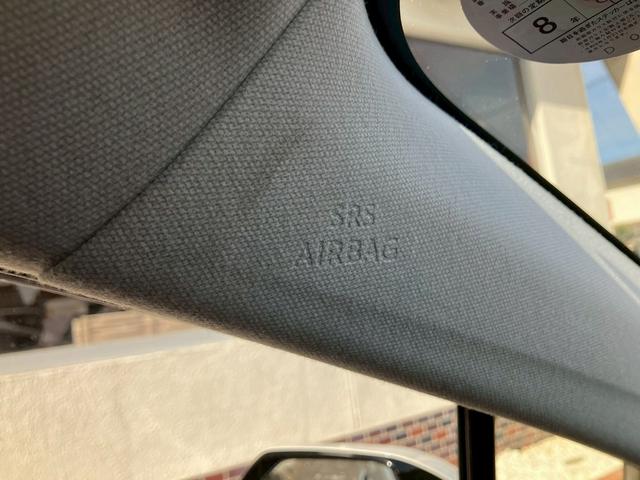 プリウスＰＨＶ Ａ　禁煙　１１．６インチ純正ナビ　バックカメラ　シートヒーター　ステアリングヒーター　レーダークルーズコントロール　ＡＣ１００Ｖ電源　ブラインドスポットモニター　障害物センサー　ＥＴＣ２．０　ドラレコ（77枚目）