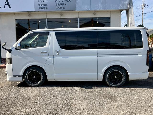 レジアスエースバン ロングスーパーＧＬ　フルフラットベットキッド　フロントエアロ　赤×黒ツートンレザー調シートカバー　ケンウッドナビ　フルセグＴＶ　Ｂｌｕｅｔｏｏｔｈ接続　社外ヘッドライト・テールライト　ＡＵＴＯライト　ＥＴＣ（13枚目）