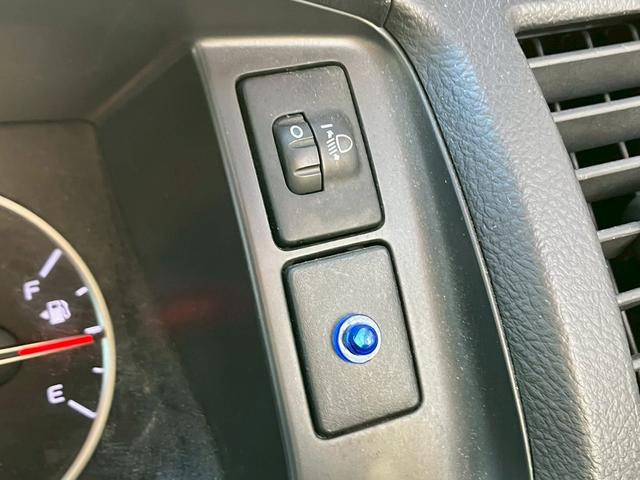 レジアスエースバン ロングスーパーＧＬ　フルフラットベットキッド　フロントエアロ　赤×黒ツートンレザー調シートカバー　ケンウッドナビ　フルセグＴＶ　Ｂｌｕｅｔｏｏｔｈ接続　社外ヘッドライト・テールライト　ＡＵＴＯライト　ＥＴＣ（59枚目）