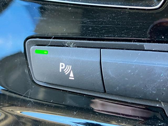 ２シリーズ ２２０ｉグランツアラー　ラグジュアリー　インテリジェントセーフティ　レザーシート　シートヒーター　障害物センサー　パワーシート　純正ナビ　バックカメラ　ＥＴＣ　メモリー付きパワーシート　ＡＵＴＯライト　プッシュスタート　スマートキー（6枚目）