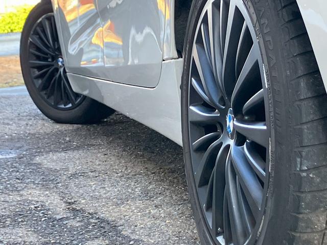 ２シリーズ ２２０ｉグランツアラー　ラグジュアリー　インテリジェントセーフティ　レザーシート　シートヒーター　障害物センサー　パワーシート　純正ナビ　バックカメラ　ＥＴＣ　メモリー付きパワーシート　ＡＵＴＯライト　プッシュスタート　スマートキー（19枚目）