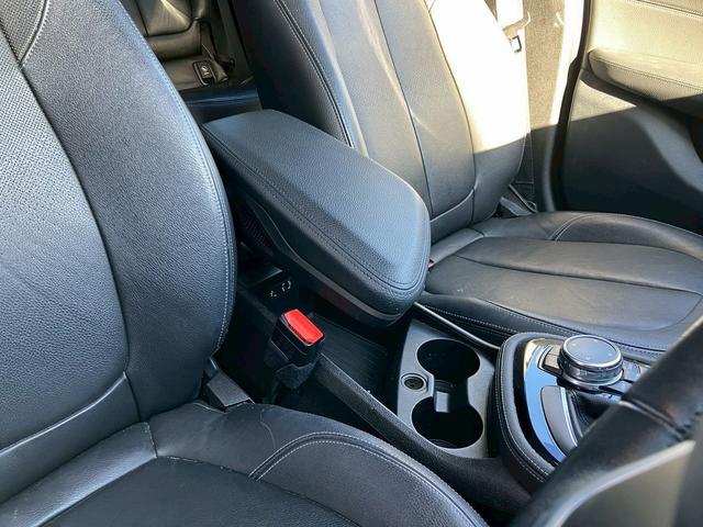 ２シリーズ ２２０ｉグランツアラー　ラグジュアリー　インテリジェントセーフティ　レザーシート　シートヒーター　障害物センサー　パワーシート　純正ナビ　バックカメラ　ＥＴＣ　メモリー付きパワーシート　ＡＵＴＯライト　プッシュスタート　スマートキー（50枚目）