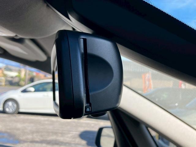 ２シリーズ ２２０ｉグランツアラー　ラグジュアリー　インテリジェントセーフティ　レザーシート　シートヒーター　障害物センサー　パワーシート　純正ナビ　バックカメラ　ＥＴＣ　メモリー付きパワーシート　ＡＵＴＯライト　プッシュスタート　スマートキー（64枚目）