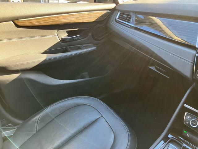 ２シリーズ ２２０ｉグランツアラー　ラグジュアリー　インテリジェントセーフティ　レザーシート　シートヒーター　障害物センサー　パワーシート　純正ナビ　バックカメラ　ＥＴＣ　メモリー付きパワーシート　ＡＵＴＯライト　プッシュスタート　スマートキー（73枚目）