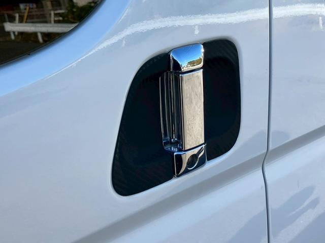 ハイエースバン ロングスーパーＧＬ　社外ナビ　バックカメラ　デジタルインナーミラー型ドラレコ　小窓付き　レザー調シートカバー　ＥＴＣ　両側スライドドア　マッドフラップ　Ｂｌｕｅｔｏｏｔｈ接続可　ターボ　ホワイトパールクリスタルシャイン（28枚目）