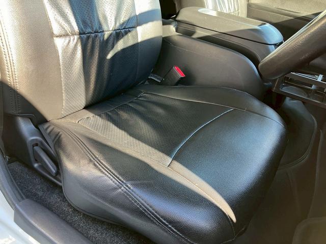 ハイエースバン ロングスーパーＧＬ　社外ナビ　バックカメラ　デジタルインナーミラー型ドラレコ　小窓付き　レザー調シートカバー　ＥＴＣ　両側スライドドア　マッドフラップ　Ｂｌｕｅｔｏｏｔｈ接続可　ターボ　ホワイトパールクリスタルシャイン（57枚目）