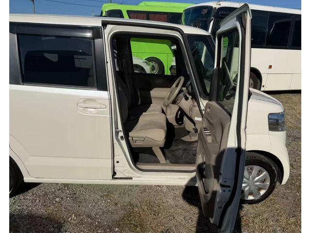 N-BOX C ●●VSA(ABS+TCS+横すべり抑制)●エマージェンシーストップシグナル●ヒルスタートアシスト機能●アイドリングストップシステム●ECONスイッチ(ECONモード)ナビ(28枚目)