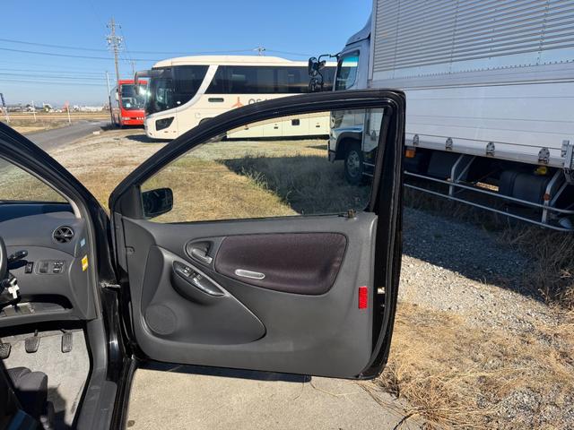 ヴィッツ RS 1.5 RS 純正5速 3ドア ETC MOMOハンドル クイックステアリングホイール(15枚目)