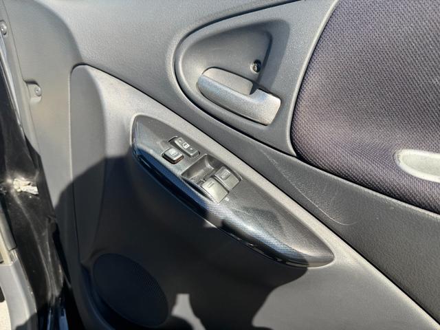 ヴィッツ RS 1.5 RS 純正5速 3ドア ETC MOMOハンドル クイックステアリングホイール(16枚目)