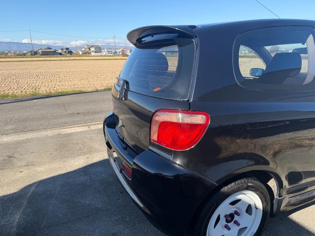 ヴィッツ RS 1.5 RS 純正5速 3ドア ETC MOMOハンドル クイックステアリングホイール(32枚目)