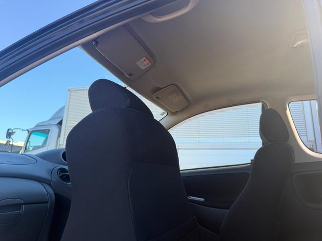 ヴィッツ RS 1.5 RS 純正5速 3ドア ETC MOMOハンドル クイックステアリングホイール(56枚目)