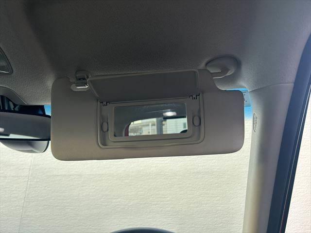 N-ONE プレミアム 純正ナビ バックカメラ 禁煙車 Bluetooth フルセグTV ETC HIDヘッドライト 純正14インチアルミホイール ベンチシート ドライブレコーダー スマートキー(33枚目)