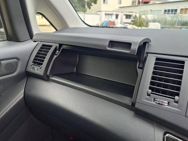 アイシス プラタナ Vセレクション 7人乗り/スマートキー/両側電動パワースライドドア/フルセグTV/HDDナビ/バックカメラ/ETC/前後カメラドラレコ/ETC/HIDヘッド/禁煙車/車検R8年11月(22枚目)