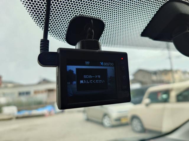 アイシス プラタナ Vセレクション 7人乗り/スマートキー/両側電動パワースライドドア/フルセグTV/HDDナビ/バックカメラ/ETC/前後カメラドラレコ/ETC/HIDヘッド/禁煙車/車検R8年11月(25枚目)