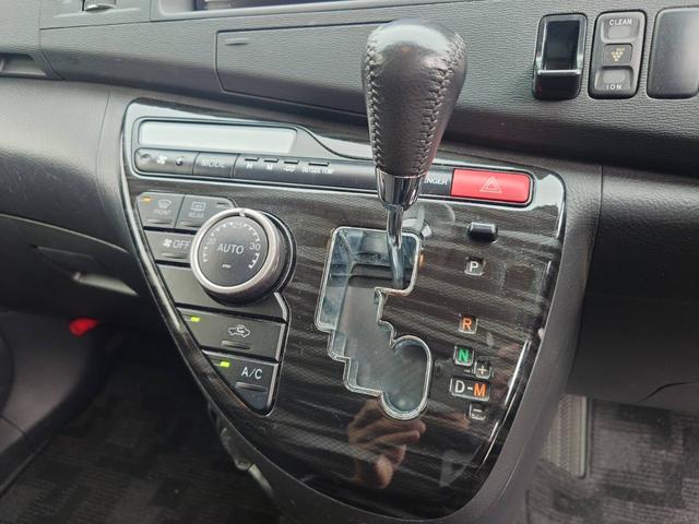 アイシス プラタナ Vセレクション 7人乗り/スマートキー/両側電動パワースライドドア/フルセグTV/HDDナビ/バックカメラ/ETC/前後カメラドラレコ/ETC/HIDヘッド/禁煙車/車検R8年11月(26枚目)