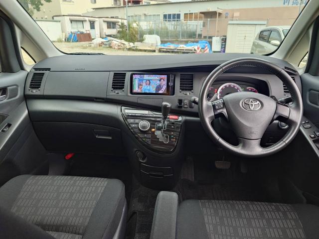 アイシス プラタナ Vセレクション 7人乗り/スマートキー/両側電動パワースライドドア/フルセグTV/HDDナビ/バックカメラ/ETC/前後カメラドラレコ/ETC/HIDヘッド/禁煙車/車検R8年11月(28枚目)