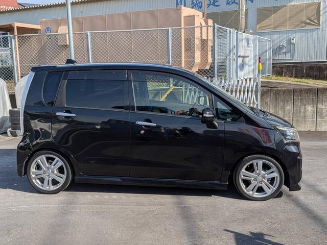 ステラ カスタムＲＳ　スマートキー　車高調ローダウン　ＩＣターボ　フルセグナビ　ＢＴオーディオ　ＥＴＣ　ドラレコ　１６インチアルミ　取説・ナビ取説　禁煙車　ＨＩＤヘッドライト＆フォグ　車検整備付き（6枚目）