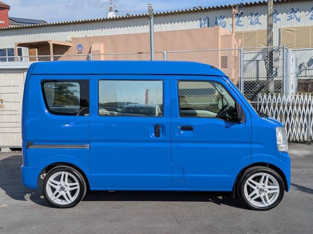 エブリイ ＰＡ　５速ＡＴ／エアコン／パワステ／キーレス／ＲＳ－Ｒローダウン／１５インチスポーツホイール＆新品タイヤ／２ＷＤ／車検Ｒ９年１１月／禁煙車／リヤ５面ミラーフィルム／禁煙車／取説完備（5枚目）