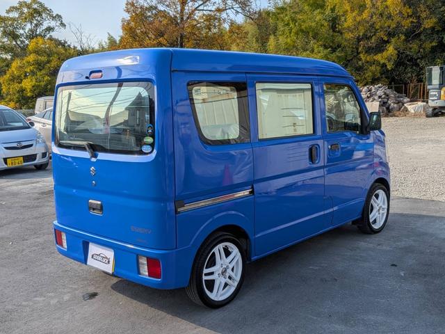 エブリイ ＰＡ　５速ＡＴ／エアコン／パワステ／キーレス／ＲＳ－Ｒローダウン／１５インチスポーツホイール＆新品タイヤ／２ＷＤ／車検Ｒ９年１１月／禁煙車／リヤ５面ミラーフィルム／禁煙車／取説完備（6枚目）