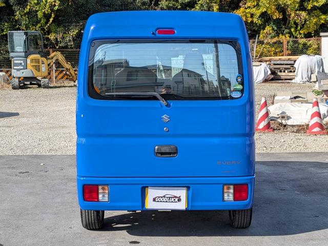 エブリイ ＰＡ　５速ＡＴ／エアコン／パワステ／キーレス／ＲＳ－Ｒローダウン／１５インチスポーツホイール＆新品タイヤ／２ＷＤ／車検Ｒ９年１１月／禁煙車／リヤ５面ミラーフィルム／禁煙車／取説完備（7枚目）