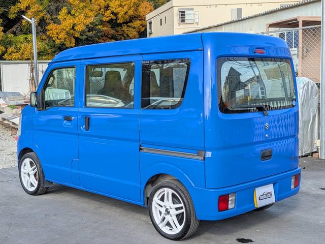 エブリイ ＰＡ　５速ＡＴ／エアコン／パワステ／キーレス／ＲＳ－Ｒローダウン／１５インチスポーツホイール＆新品タイヤ／２ＷＤ／車検Ｒ９年１１月／禁煙車／リヤ５面ミラーフィルム／禁煙車／取説完備（8枚目）