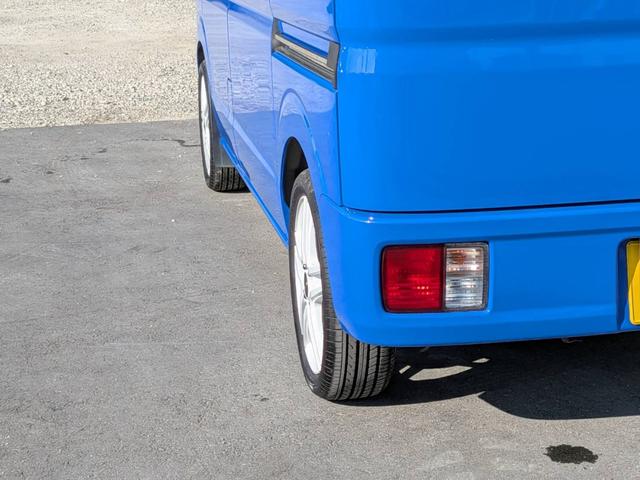 エブリイ ＰＡ　５速ＡＴ／エアコン／パワステ／キーレス／ＲＳ－Ｒローダウン／１５インチスポーツホイール＆新品タイヤ／２ＷＤ／車検Ｒ９年１１月／禁煙車／リヤ５面ミラーフィルム／禁煙車／取説完備（33枚目）