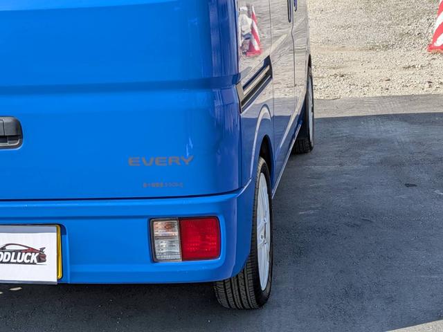 エブリイ ＰＡ　５速ＡＴ／エアコン／パワステ／キーレス／ＲＳ－Ｒローダウン／１５インチスポーツホイール＆新品タイヤ／２ＷＤ／車検Ｒ９年１１月／禁煙車／リヤ５面ミラーフィルム／禁煙車／取説完備（34枚目）