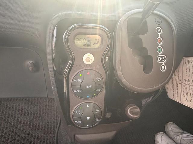 スペイド F プレミア延長保証ブロンズプラン1年走行無制限保証 電動スライドドア 車検整備付 ナビ バックカメラ ETC プッシュスタート スマートキー オートエアコン ウォークスルー アイドリングストップ(6枚目)
