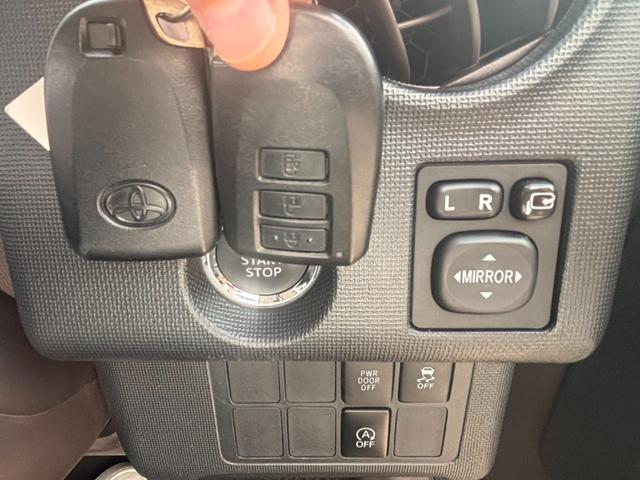 スペイド F プレミア延長保証ブロンズプラン1年走行無制限保証 電動スライドドア 車検整備付 ナビ バックカメラ ETC プッシュスタート スマートキー オートエアコン ウォークスルー アイドリングストップ(7枚目)