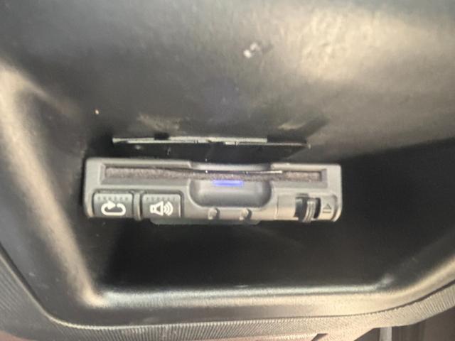 スペイド F プレミア延長保証ブロンズプラン1年走行無制限保証 電動スライドドア 車検整備付 ナビ バックカメラ ETC プッシュスタート スマートキー オートエアコン ウォークスルー アイドリングストップ(9枚目)