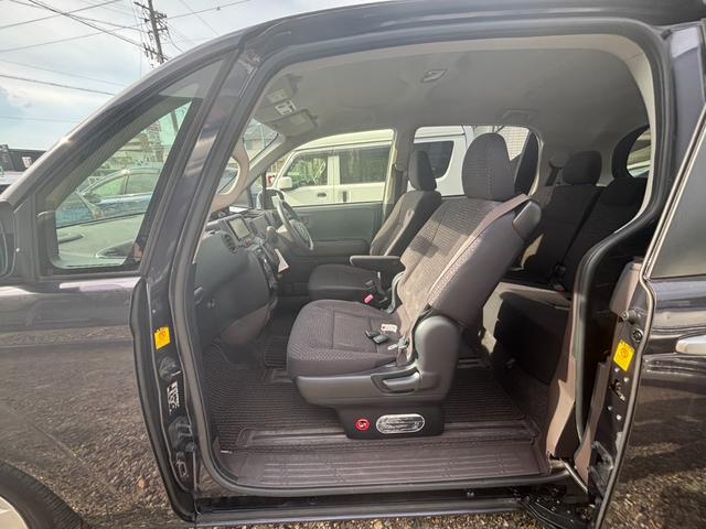 スペイド F プレミア延長保証ブロンズプラン1年走行無制限保証 電動スライドドア 車検整備付 ナビ バックカメラ ETC プッシュスタート スマートキー オートエアコン ウォークスルー アイドリングストップ(11枚目)