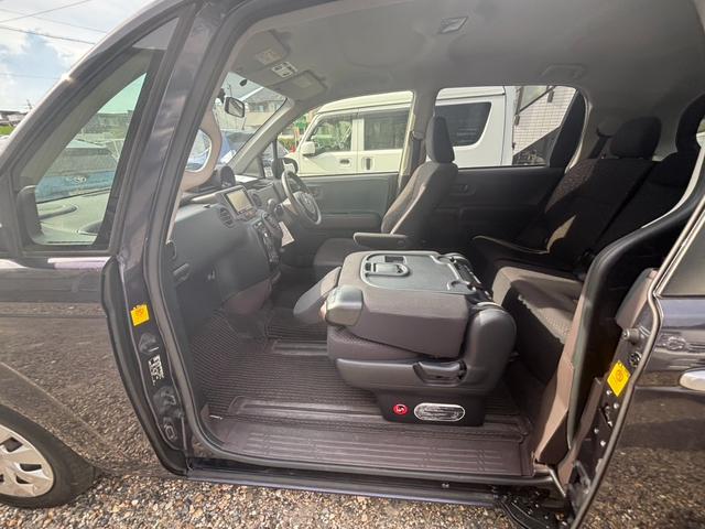 スペイド F プレミア延長保証ブロンズプラン1年走行無制限保証 電動スライドドア 車検整備付 ナビ バックカメラ ETC プッシュスタート スマートキー オートエアコン ウォークスルー アイドリングストップ(12枚目)