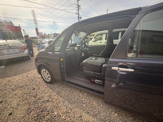 スペイド F プレミア延長保証ブロンズプラン1年走行無制限保証 電動スライドドア 車検整備付 ナビ バックカメラ ETC プッシュスタート スマートキー オートエアコン ウォークスルー アイドリングストップ(27枚目)